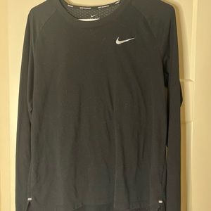 Black Nike Long sleeve size M